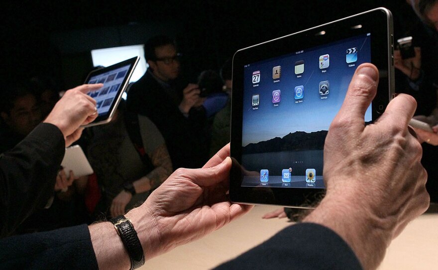 The iPad contains no major new technology, which meant it got a big ho-hum from some analysts.