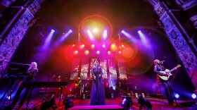 Rumours of Fleetwood Mac performing live in concert. 