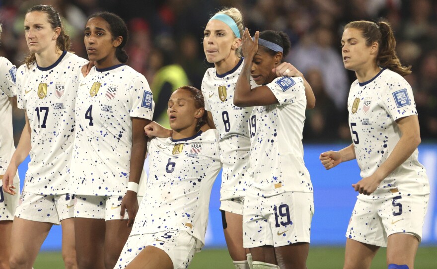 U.S. team players react during a penalties' shootout during the Women's World Cup round of 16 soccer match between Sweden and the United States in Melbourne, Australia, Sunday, Aug. 6, 2023.
