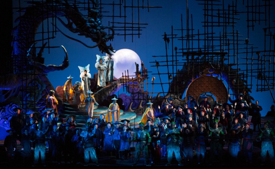 San Diego Opera's new production of "Turandot" captures the epic scale of Puccini's work.