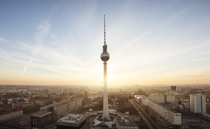 Berlin is a tech hub, but 70 percent of the city's businesses have complained to the city's Chamber of Commerce and Industry about inadequate broadband.