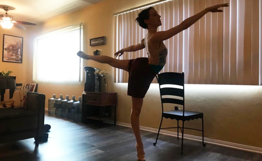 During the coronavirus pandemic, the San Diego Ballet's Stephanie Maiorano practices ballet at home in May 2020.