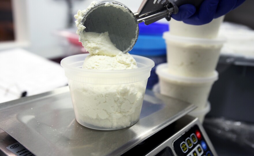 dayspringdairy_mckinneym_09_2016_0370_small_custom-a6935401f80e3ac56d23fb5d3e698695ff372f8c.jpg