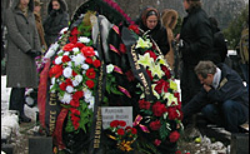Mourners gather at the funeral of Russian human rights lawyer Stanislav Markelov.