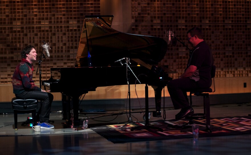 Rufus Wainwright joins Wade Goodwyn in NPR's Studio 1 to play a few of his hits.