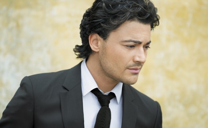 Vittorio Grigolo takes on arias by Puccini, Verdi and Donizetti on his album <em>The Italian Tenor</em>.