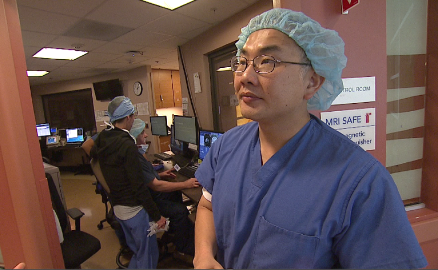 Dr. Chen explains the cutting-edge scans give him a detailed look at the inside of Carpinelli's brain, and show the exact location and size of the tumor.