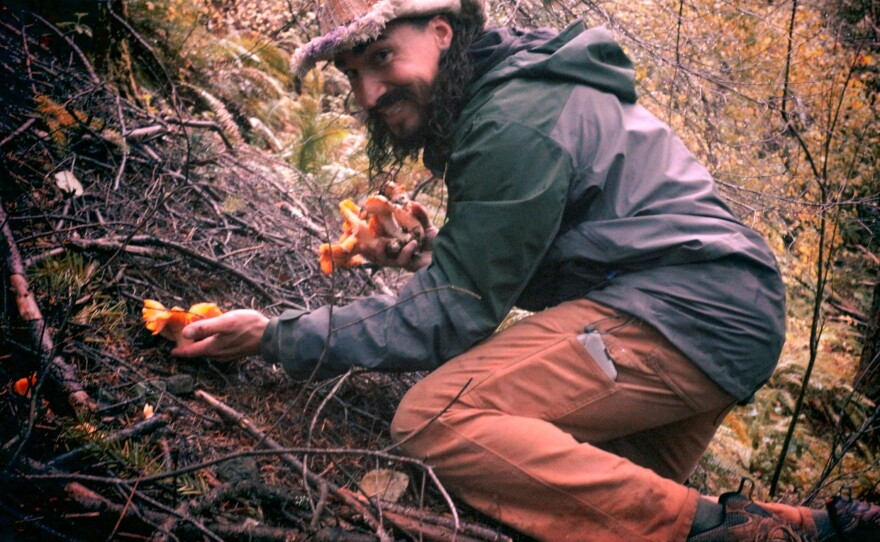 Anderson and Gebhart's friend Parker Ashton-Youngs makes a mushroom discovery of his own.