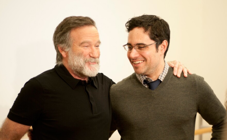 Robin Williams with "Bengal Tiger" writer Rajiv Joseph.