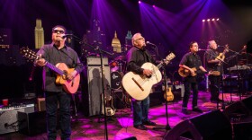 Veteran rockers Los Lobos perform a 40th anniversary career overview.