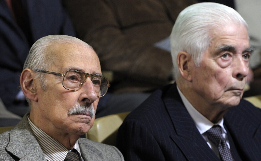 Argentina's former dictator Jorge Rafael Videla (left) and Luciano Benjamin Menendez, a former general, appeared during their trial in Cordoba, Argentina, on July 22, 2010.