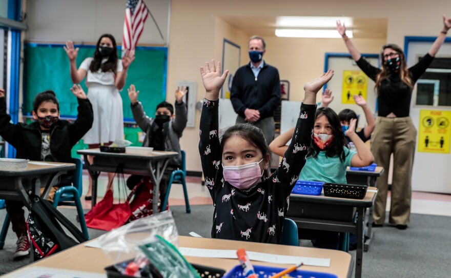 Kindergartner Allyson Zavala joined with other students and school superintendent Austin Buetner for a class selfie in April inside teacher Alicia Pizzis classroom at Maurice Sendak Elementary School in North Hollywood, Calif.
