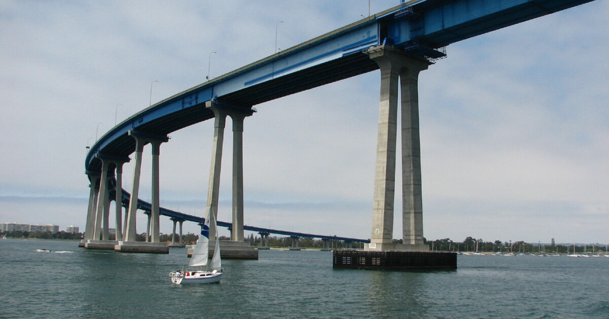 Coastal Commission OKs suicide barrier for Coronado Bridge