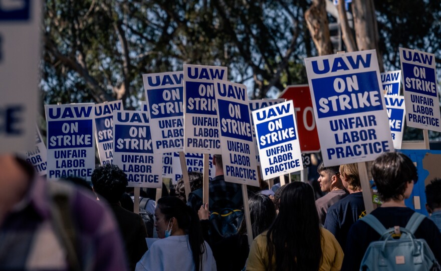 University of California research and student employees are on strike at all of the UC system campuses. At UC San Diego several hundred union members walked the picket line, San Diego, Nov. 14, 2022.
