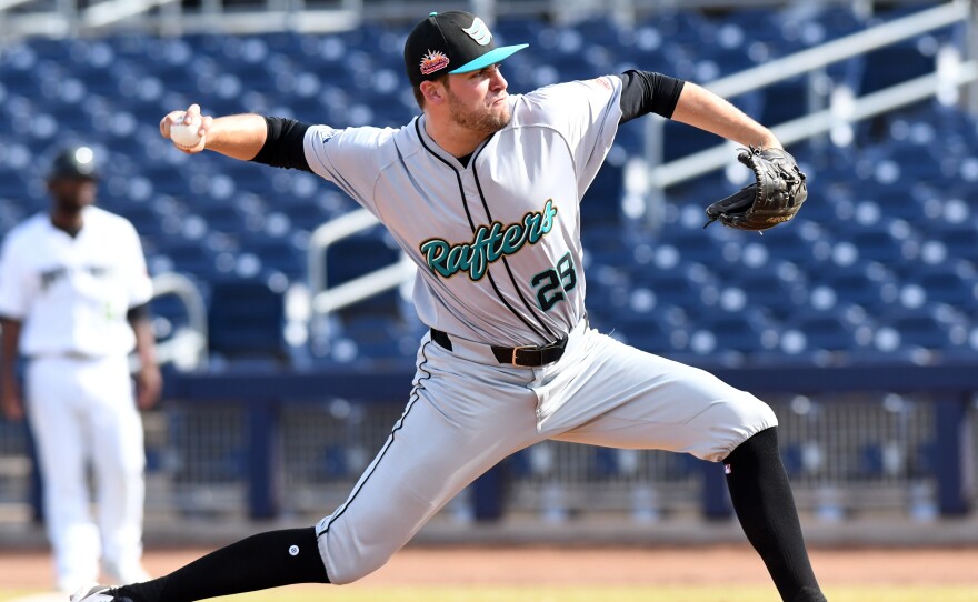 Simon Rosenblum-Larson of the Salt River Rafters pitches against the Peoria Javelinas on Oct. 16, 2019 in Peoria, Ariz.