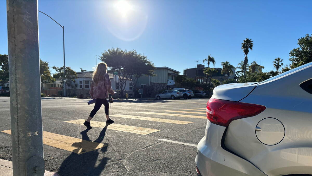 'Daylighting' law aims to increase visibility at intersections. Will San Diego enforce it? - Vimarsana News