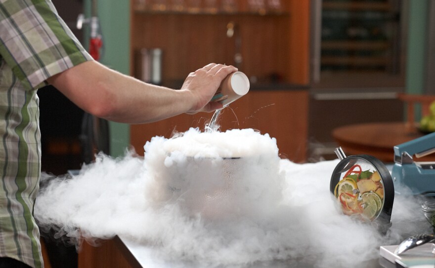 Chef Grant Achatz, the avant-garde leader of American cuisine, demonstrates molecular gastronomy.