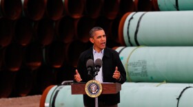 President Obama announces support for building an oil pipeline from Oklahoma to Texas, Thursday in Cushing, Okla.