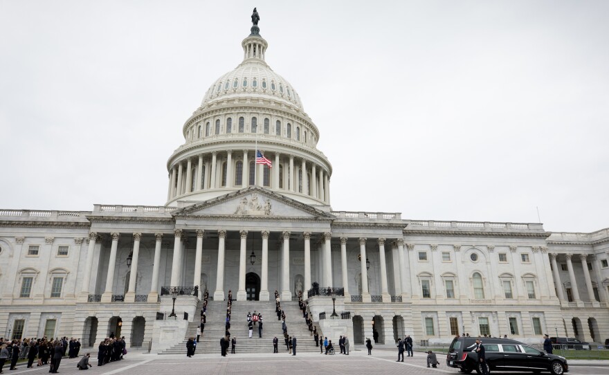 Female Democratic senators and congresswomen including House Speaker Nancy Pelosi as well as Senate Minority Leader Chuck Schumer line up to bid farewell to the late Supreme Court Associate Justice Ruth Bader Ginsburg.