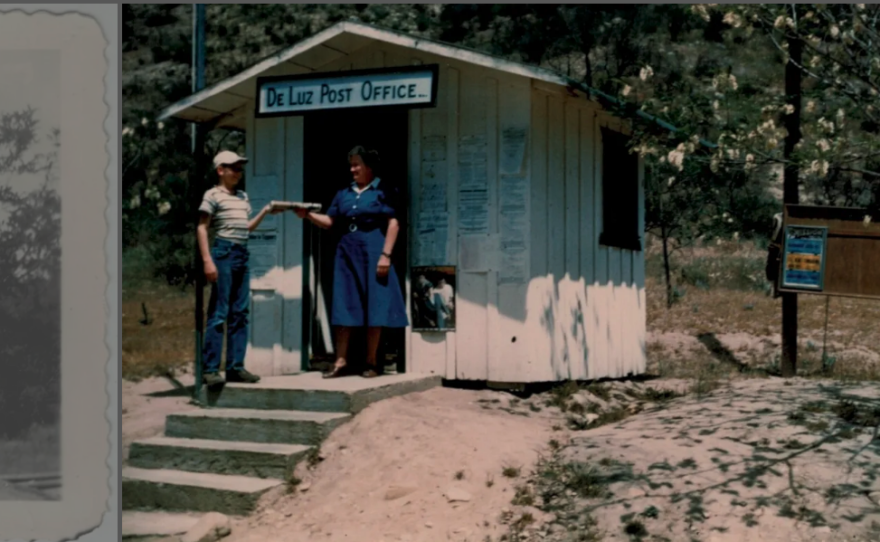 De Luz's first post office was located on the property.