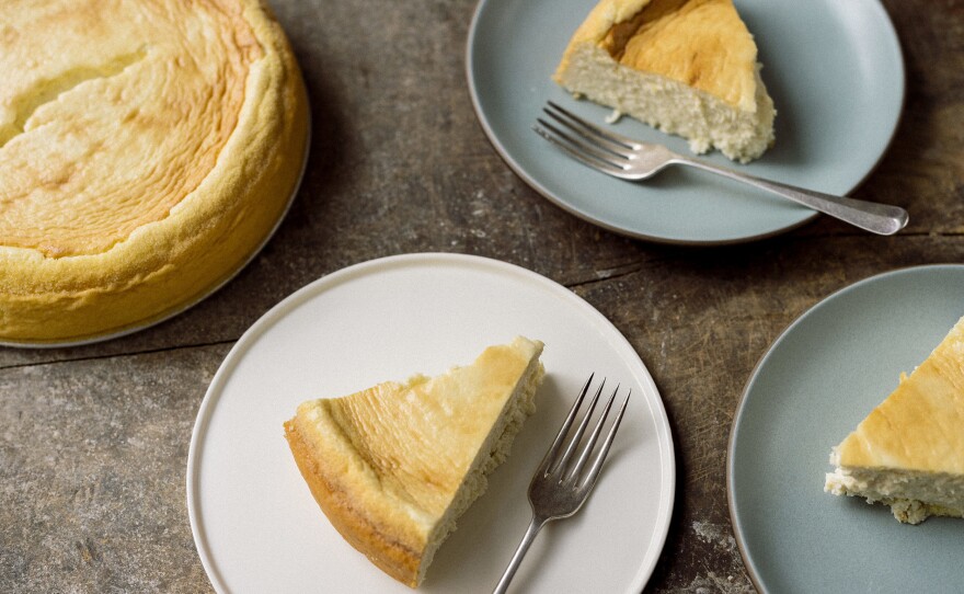 Ricotta-Semolina Cheesecake