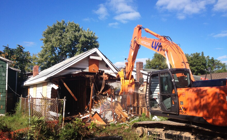 New York state plans to demolish roughly 750 homes — like this one in Fox Beach — as part of its buyout program.