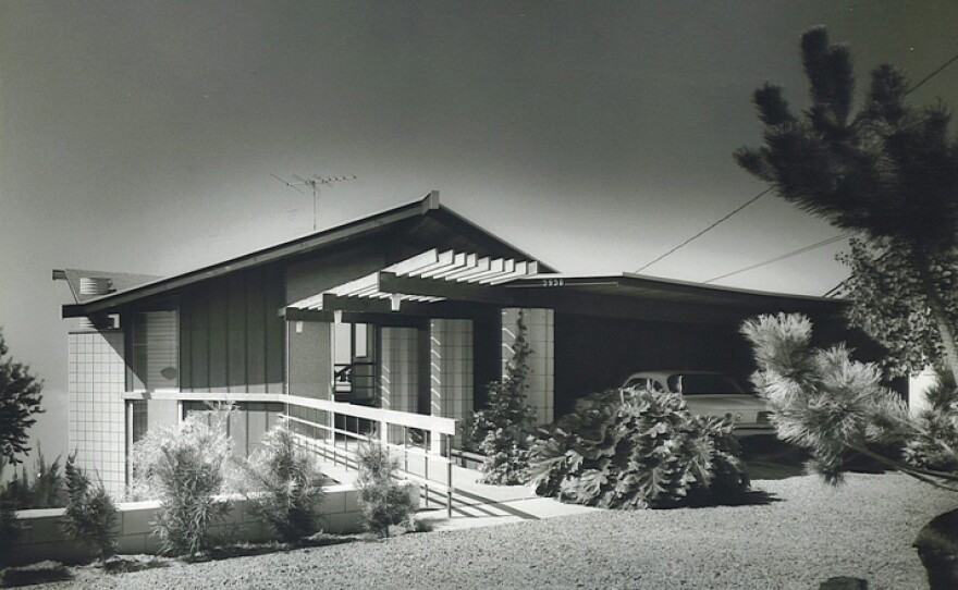 An image of Loch Crane's home in La Jolla, which he designed. 1962