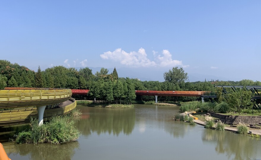 Yanweizhou Park, one of Yu Kongjian's most iconic projects.