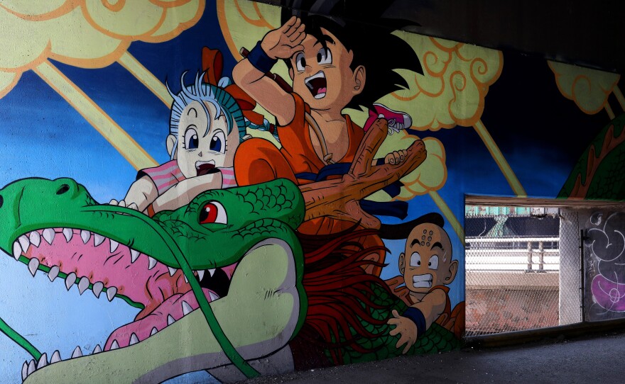 A <em>Dragon Ball Z</em> mural in Chicago.