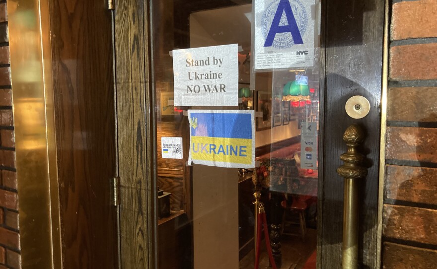 After the invasion, The Manhattan restaurant Russian Samovar posted signs showing support for Ukraine.