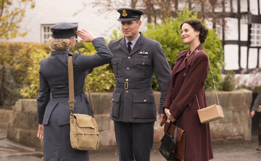 Mark Umbers as Nick Lucas and Leanne Best as Teresa Fenchurch.