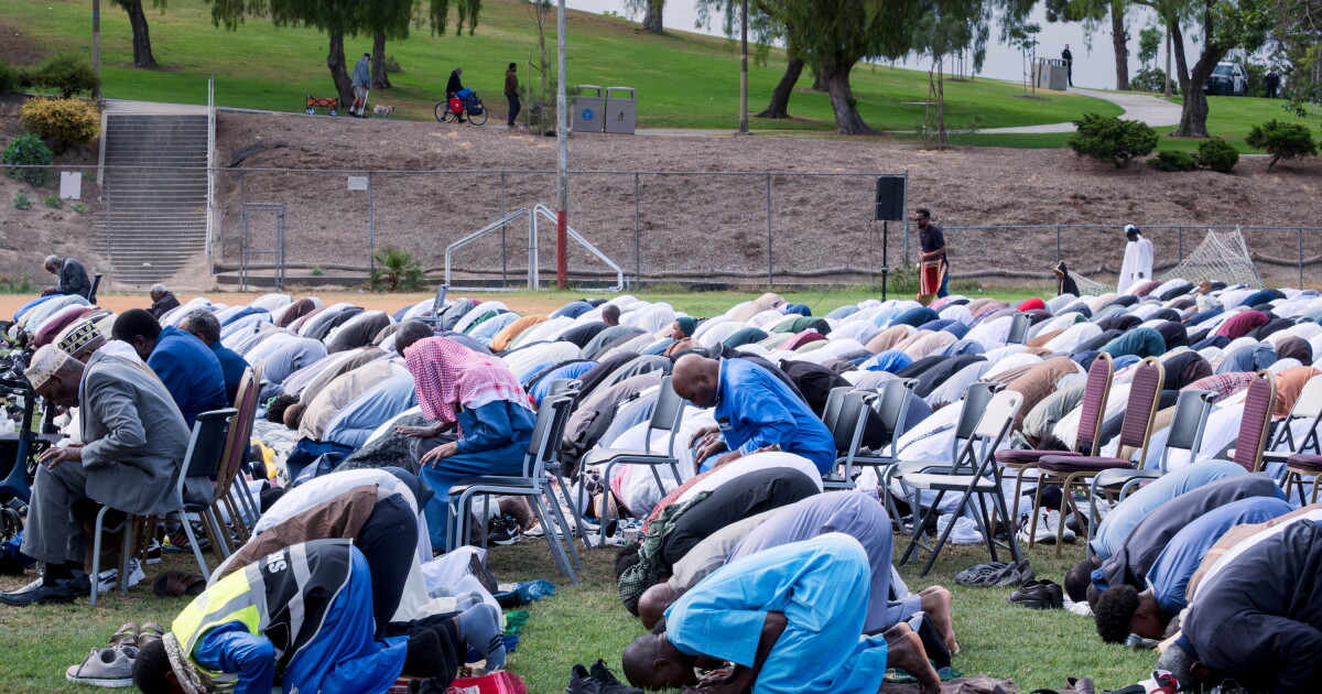 After San Diego mosque shooting, Eid Al-Adha prayer services carry heavier weight