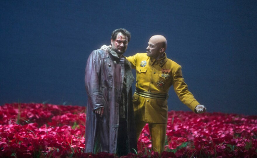 Ildar Abdrazakov as Prince Igor Svyatoslavich and Stefan Kocán as Khan Konchak in Borodin's "Prince Igor."