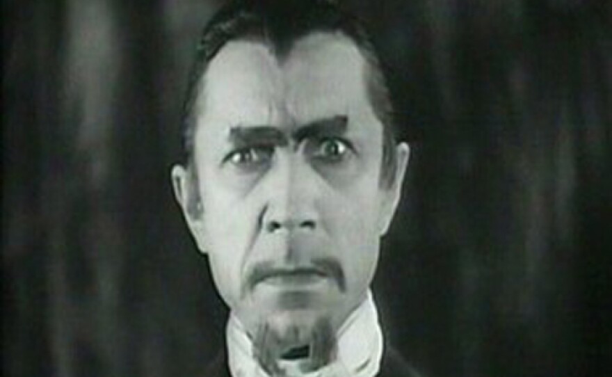 Bela Lugosi revamps his Dracula performance to play a zombie master in White Zombie