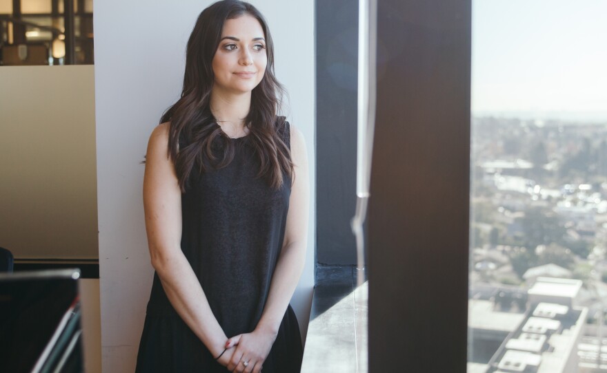 Alexa Geistman, Three Day Rule dating coach, helps clients with anything from vetting potential dates to crafting responses to online messages.