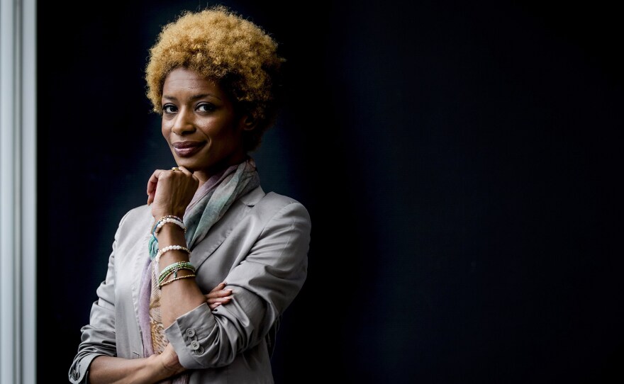 As anti-immigrant sentiment rises in the the Netherlands, Dutch television and radio personality Sylvana Simons will be running for a parliamentary seat to help represent immigrants and minorities.