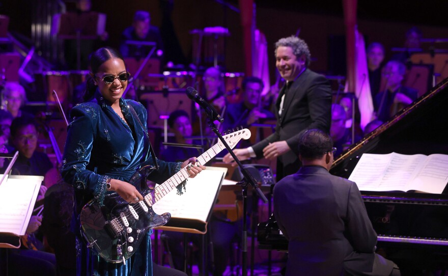 H.E.R. with Gustavo Dudamel and the LA Phil celebrate Frank Gehry at Walt Disney Concert Hall Opening Night Gala