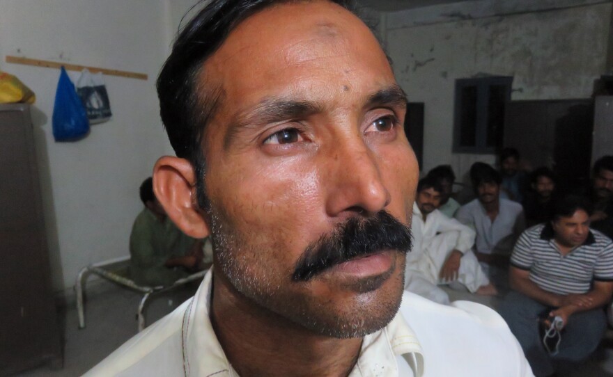 Saddi Ahmed spent four weeks locked in the Rawalpindi apartment. "I told the people in the room, I've been brought here for work. The agents said they had a business. The people said, 'There's no such business. They take away your kidneys here.'"