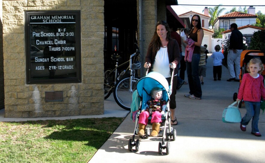 Students leave Graham Memorial Preschool in Coronado, Dec. 1, 2009.