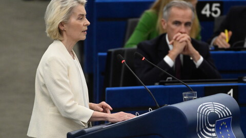 Canada's Prime Minister Mark Carney, right, listens to European Commission President Ursula von der Leyen, during the annual State of the European Union at the European Parliament in Strasbourg, eastern France, Wednesday, Sept 16, 2026.