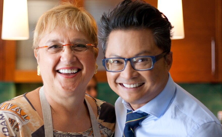 Filipino-American actor/comedian Alec Mapa joins host and chef Lidia Bastianich to observe Philippines Independence Day.