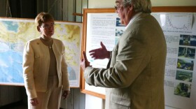 NOAA Director Dr. Jane Lubchenco (left) with HSWRI's Don Kent at Hubbs-SeaWorld Hubbard Marine Fish Hatchery in Carlsbad.