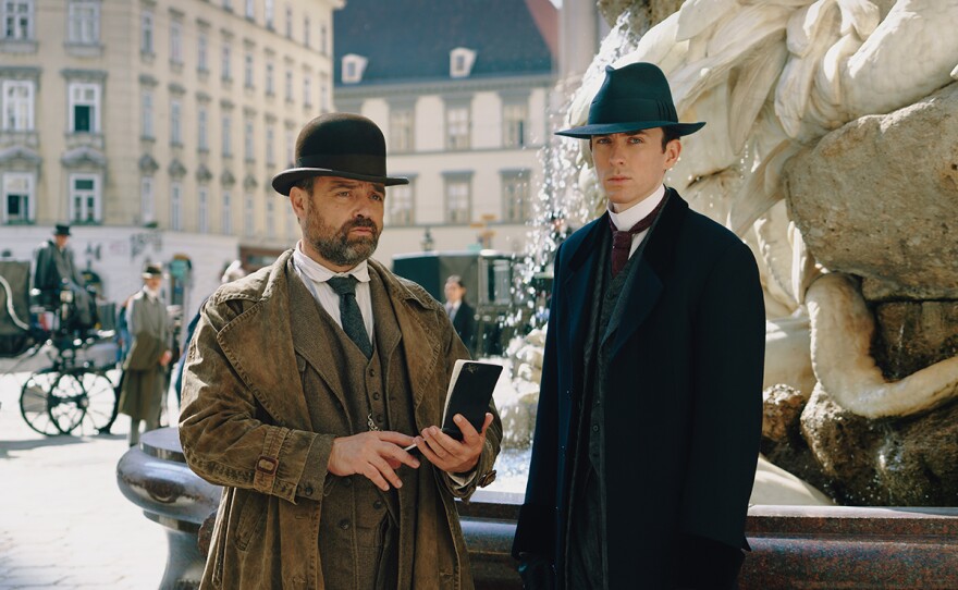 Oskar and Max consider a case in central Vienna. Actors left to right: Juergen Maurer and Matthew Beard