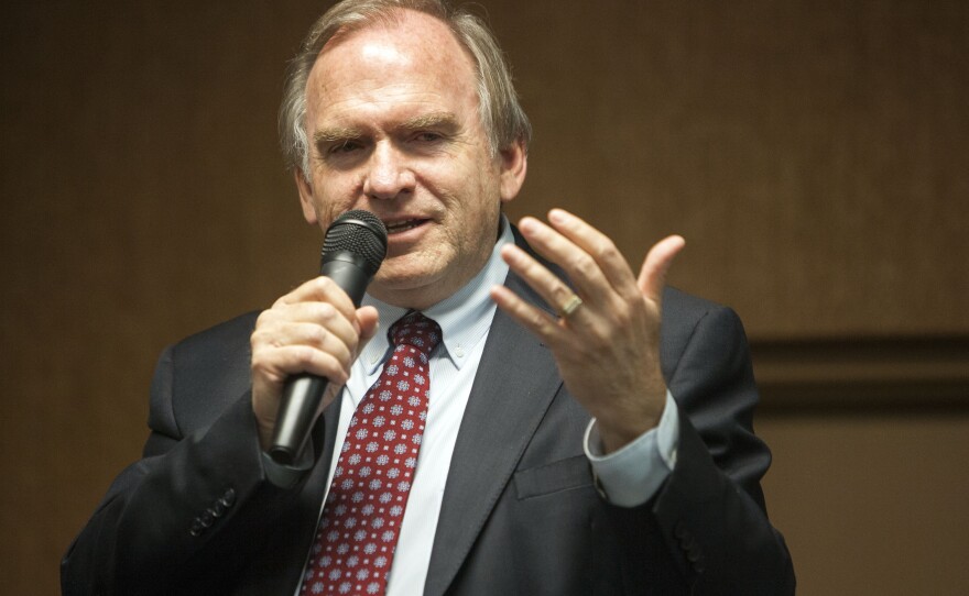 Gary King speaks at an event in Albuquerque, NM.