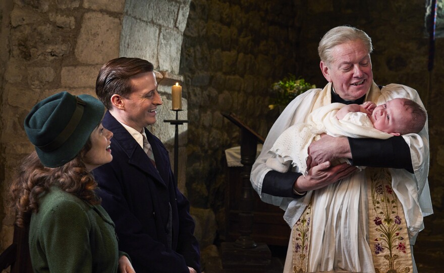 Shown from left to right: Helen Herriot (Rachel Shenton) and James Herriot (Nicholas Ralph). MASTERPIECE ALL CREATURES GREAT AND SMALL Season 5 Episode 3
