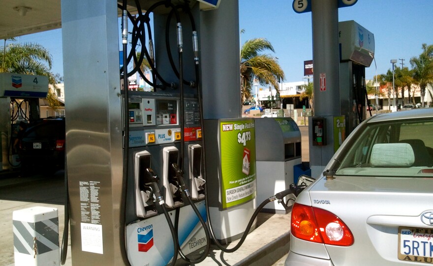 San Diego Drivers Cheer Falling Gas Prices KPBS Public Media