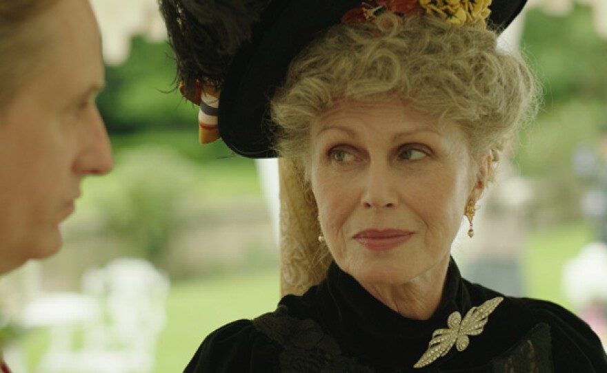 Joanna Lumley as Lady Maria Byrne.