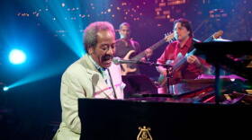 Legendary New Orleans songwriter Allen Toussaint hits the AUSTIN CITY LIMITS stage.