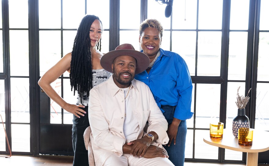 In the Season finale, hip-hop, entrepreneurship, and manifestation come together with an all-star cast. Center: Derrick Jones - DJ, producer, photographer, and entrepreneur.