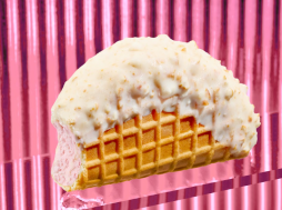 Strawberry Pretzel Cheesecake Tacolate